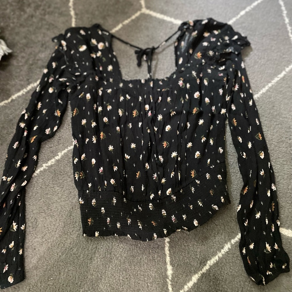 Bohme Top - used in great condition